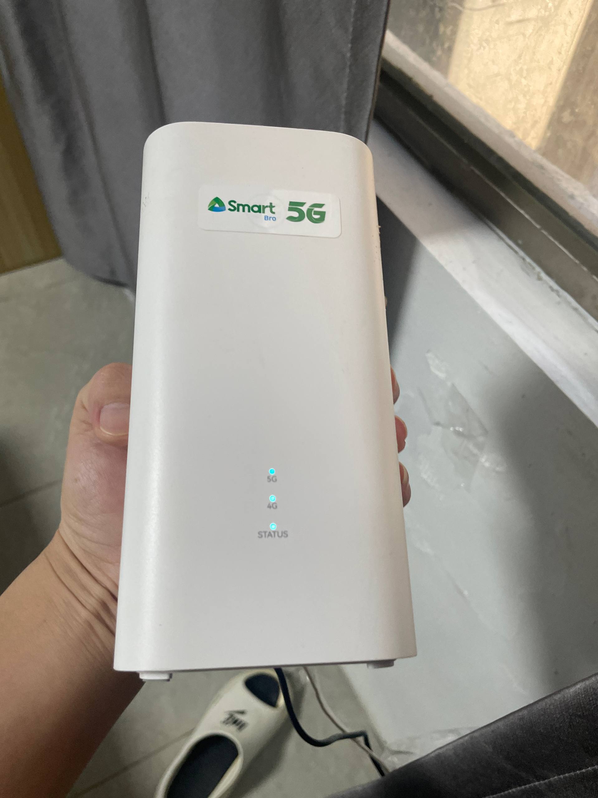 出售 盒子➕卡 2500p-manila58.com