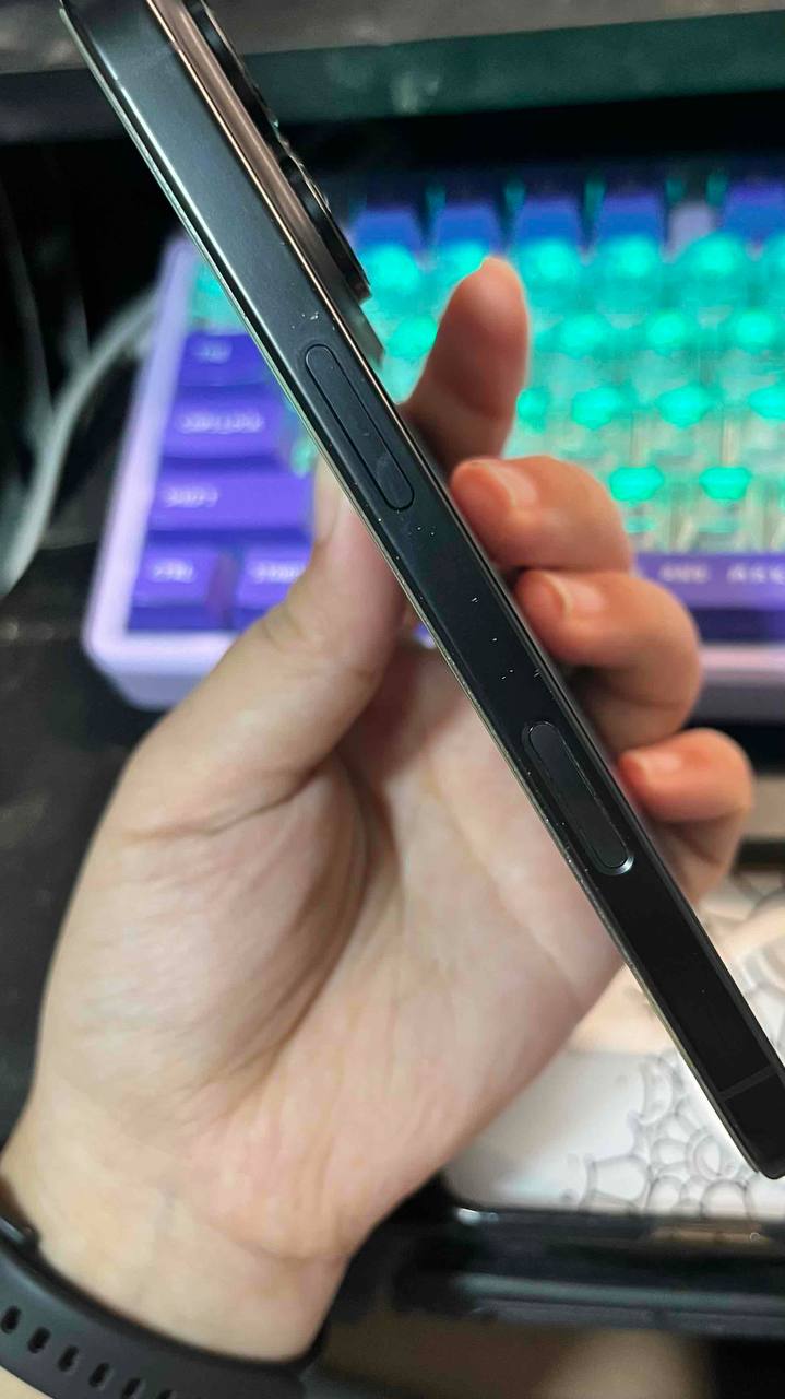 个人自用出 iPhone 16 Pro 12…-manila58.com