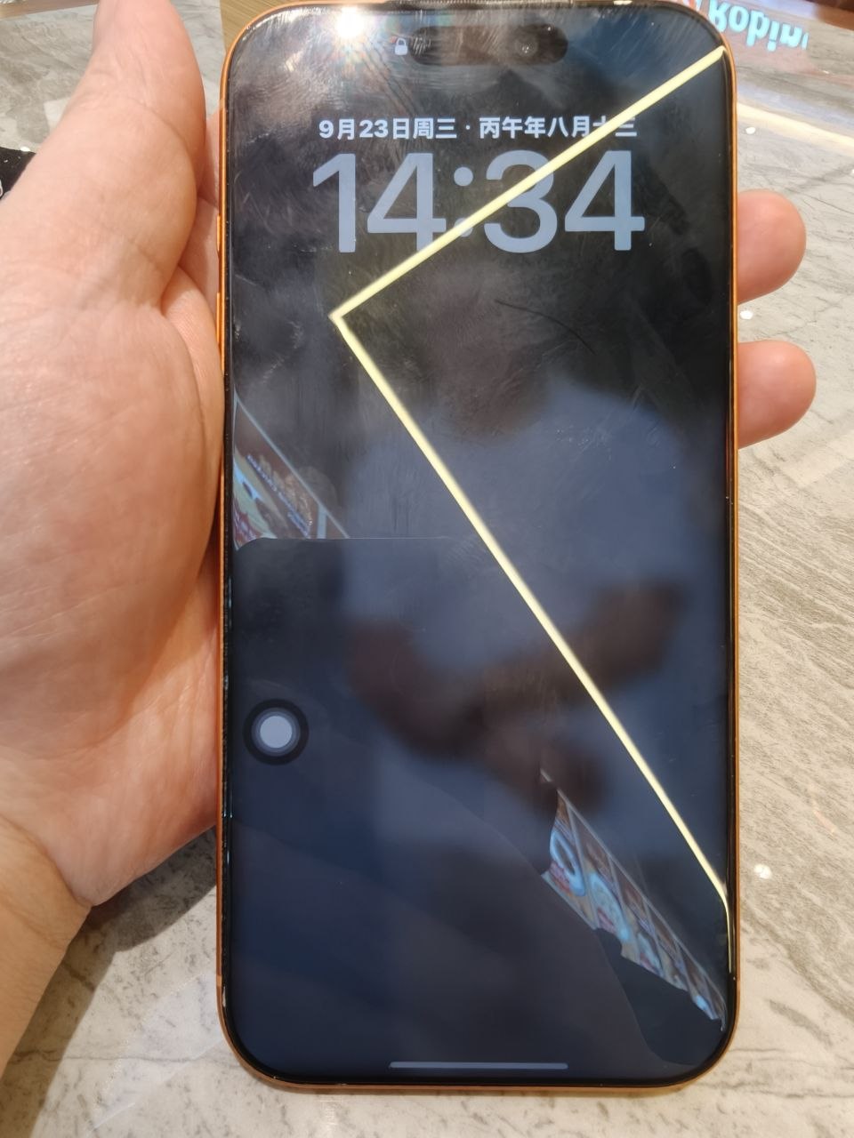 苹果17 pro max ，用了一个月的样子…-manila58.com