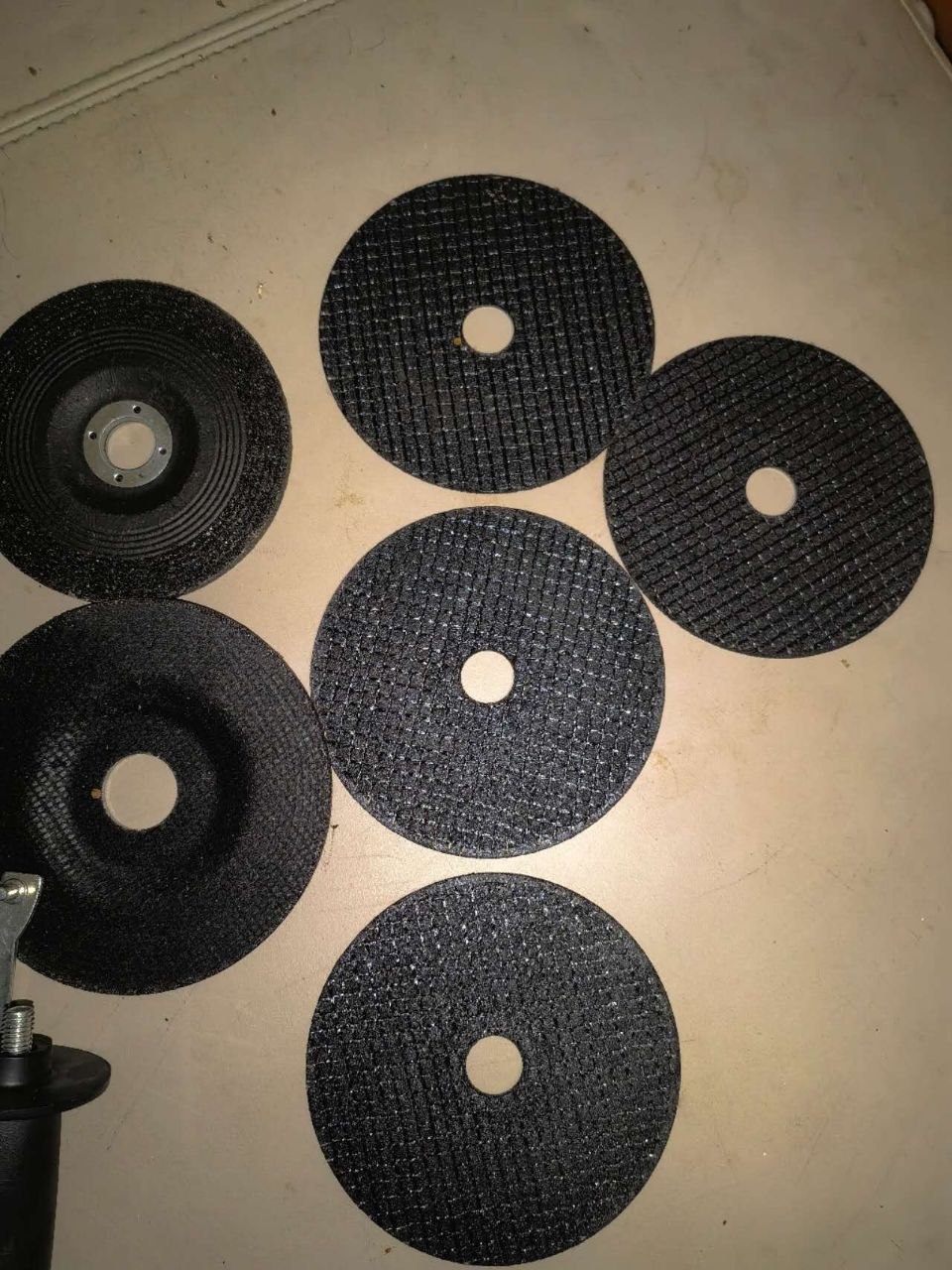 手磨机一台，用过一次，甩卖2000p ,可自…-manila58.com