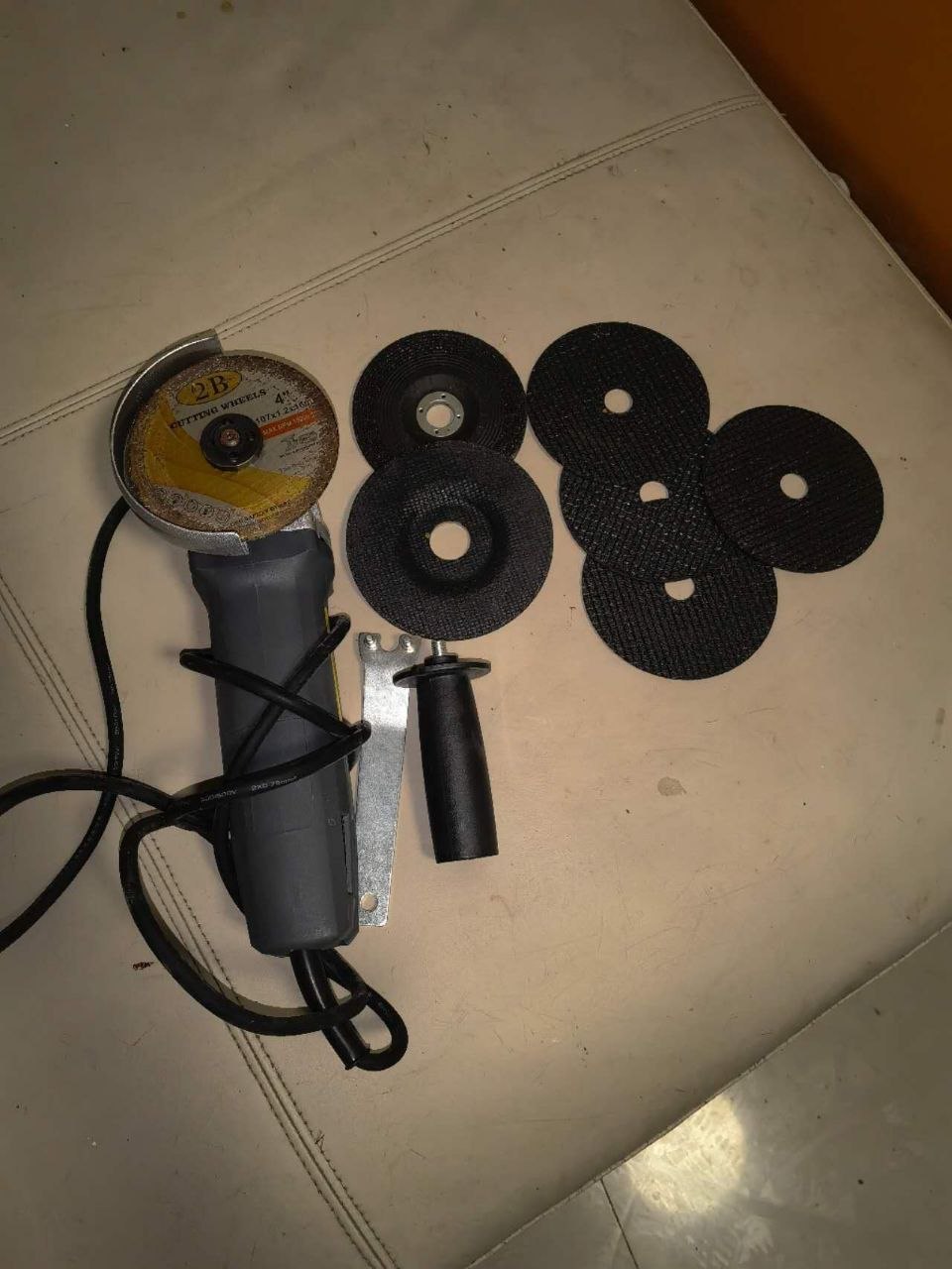 手磨机一台，用过一次，甩卖2000p ,可自…-manila58.com