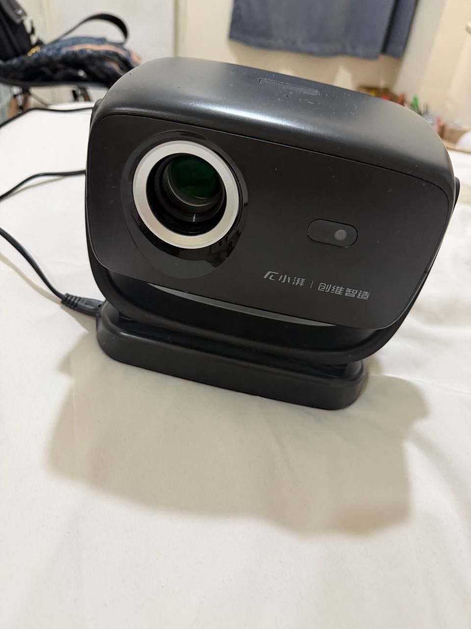 全新投影仪，5000p,需要的拿走-manila58.com