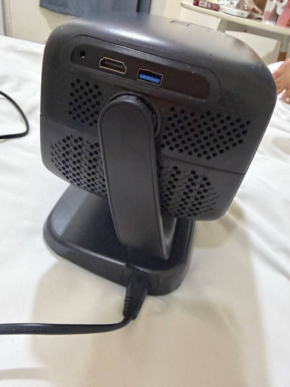 全新投影仪，5000p,需要的拿走-manila58.com