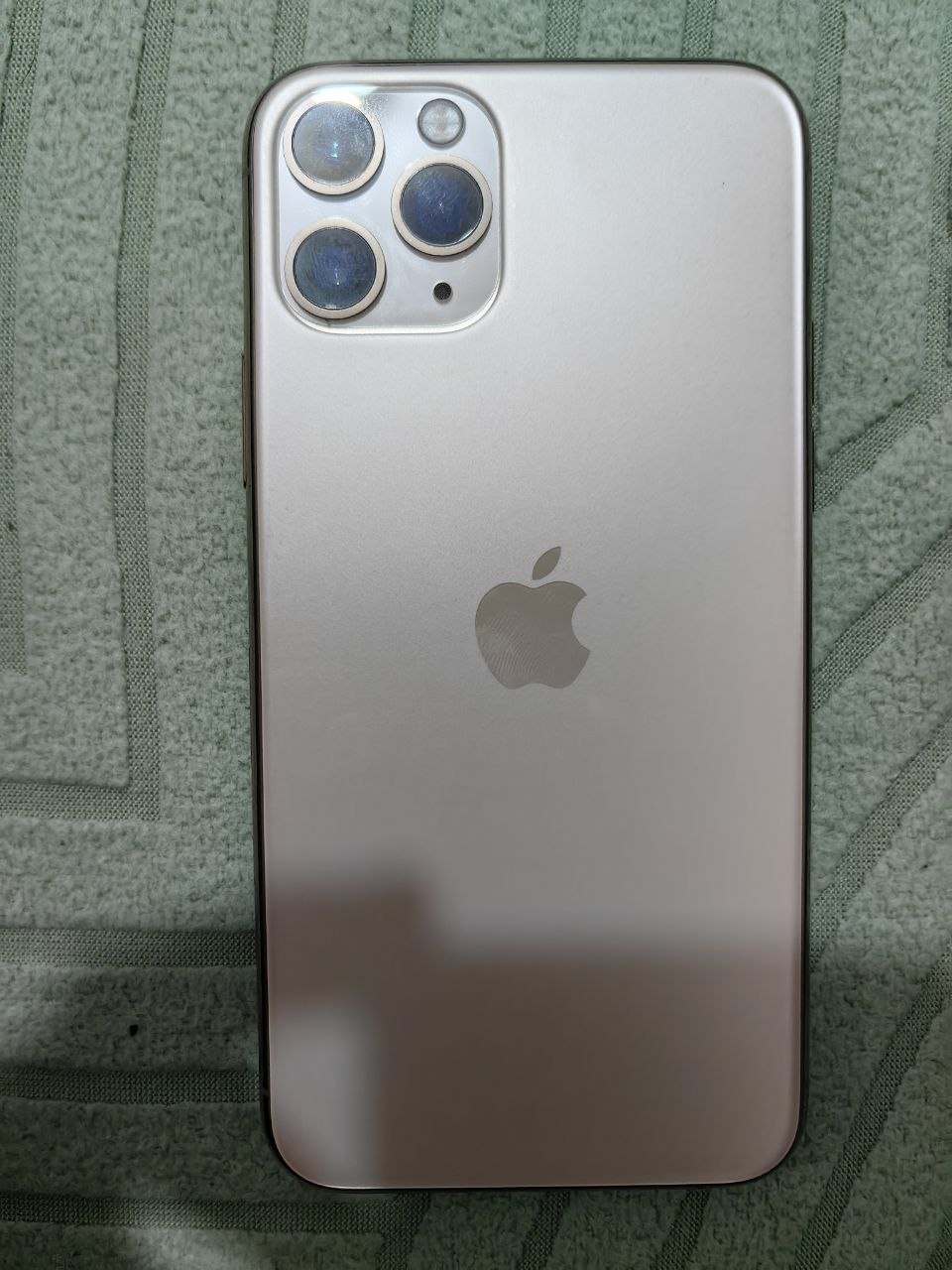 出11pro256g 屏幕更换过 刚换的电池…-manila58.com