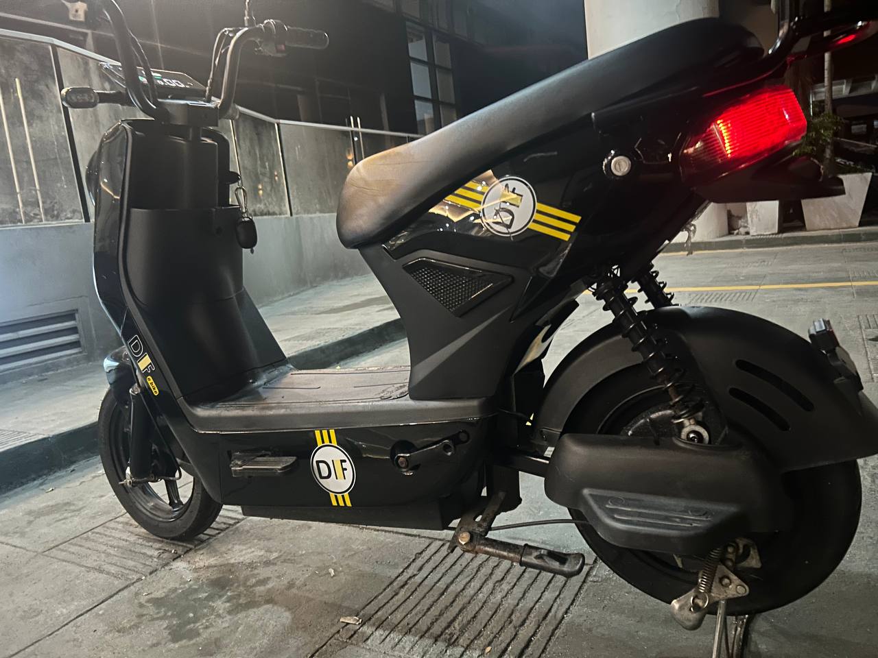 便宜两辆电动车！ 灰色15k!全新电池48伏…-manila58.com