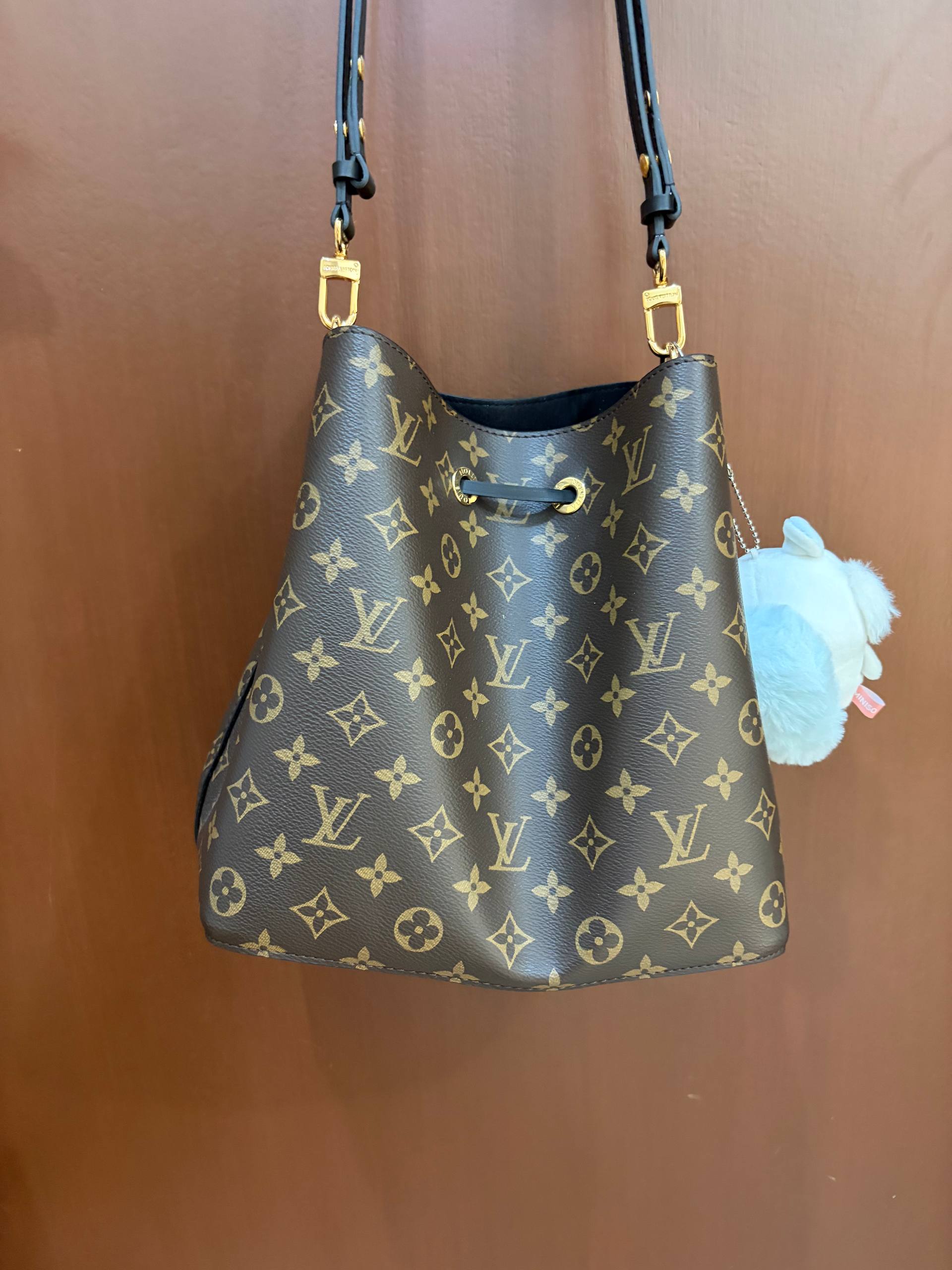 Lv 水桶包 1000 黃色小托特包 110…-manila58.com