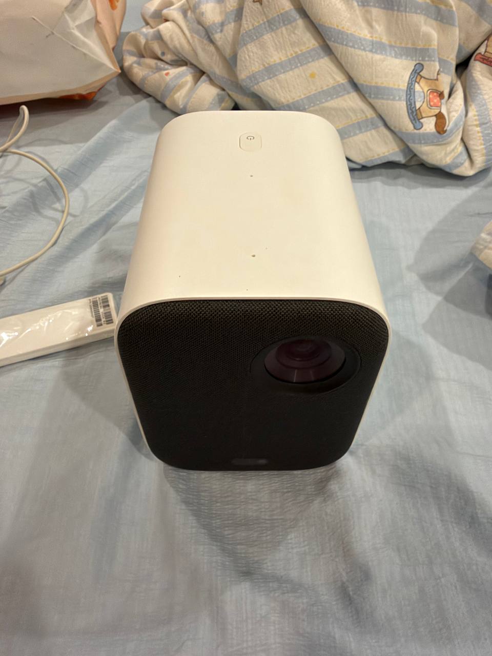 出售小米投影仪青春版 2 功能完好，遥控器充…-manila58.com
