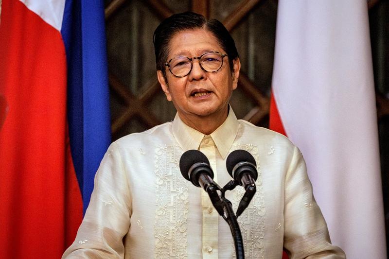 菲律宾总统接见斐济和布隆迪新任特命大使-manila58.com