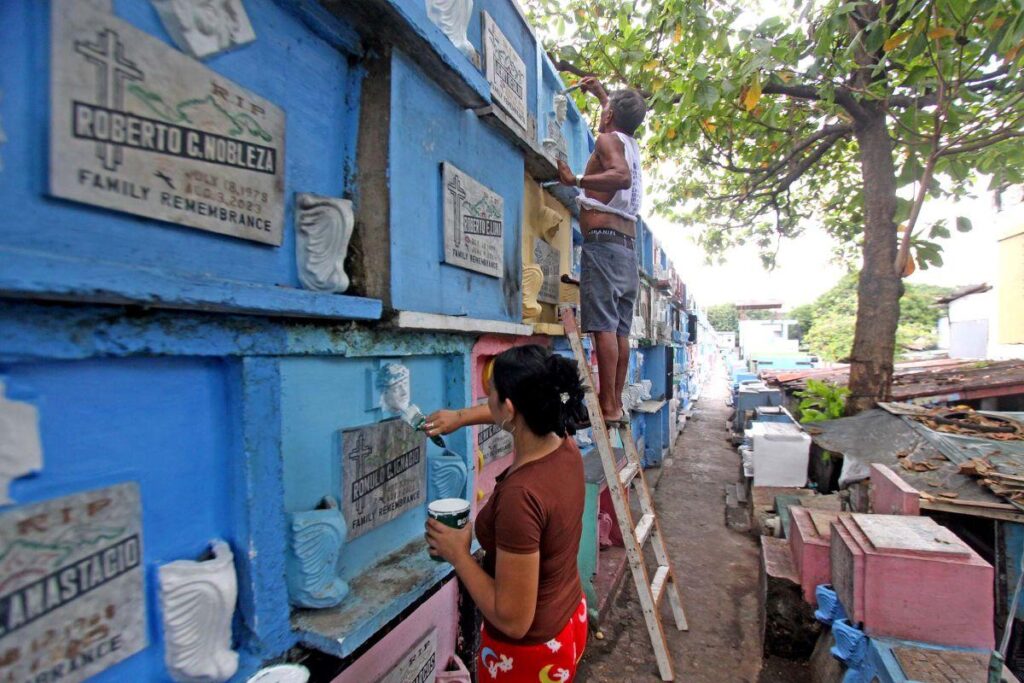圣胡安市墓地延长开放时间迎万灵节-manila58.com