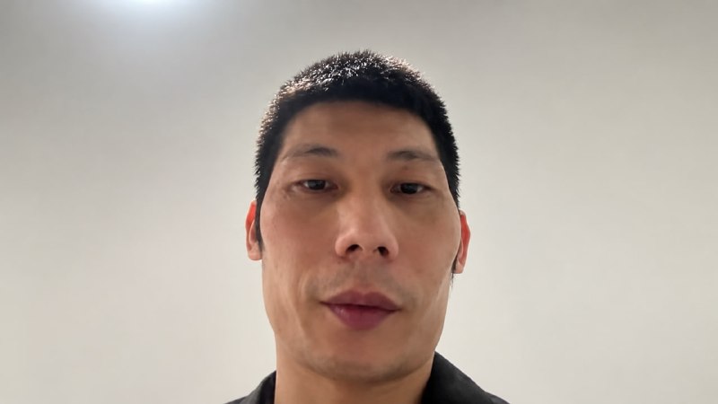 #网友曝光 此人飞机 名大君君 湖南…-manila58.com