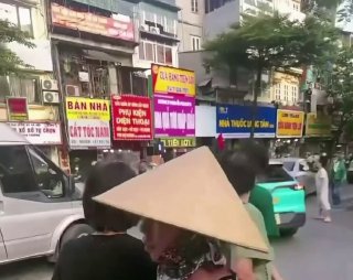 越南医科大学大门口发生暴力冲突。三名…-manila58.com