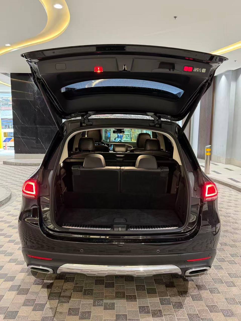 2022年奔驰GLE300d，实表才9000公里，准新车况！-manila58.com