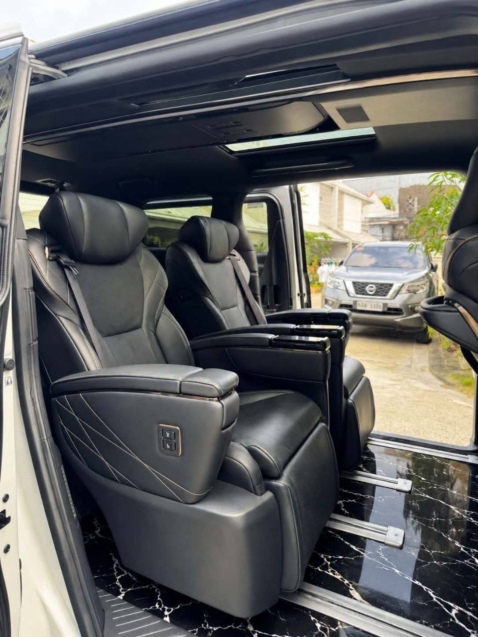 2025款 埃尔法（Alphard）混動版-manila58.com