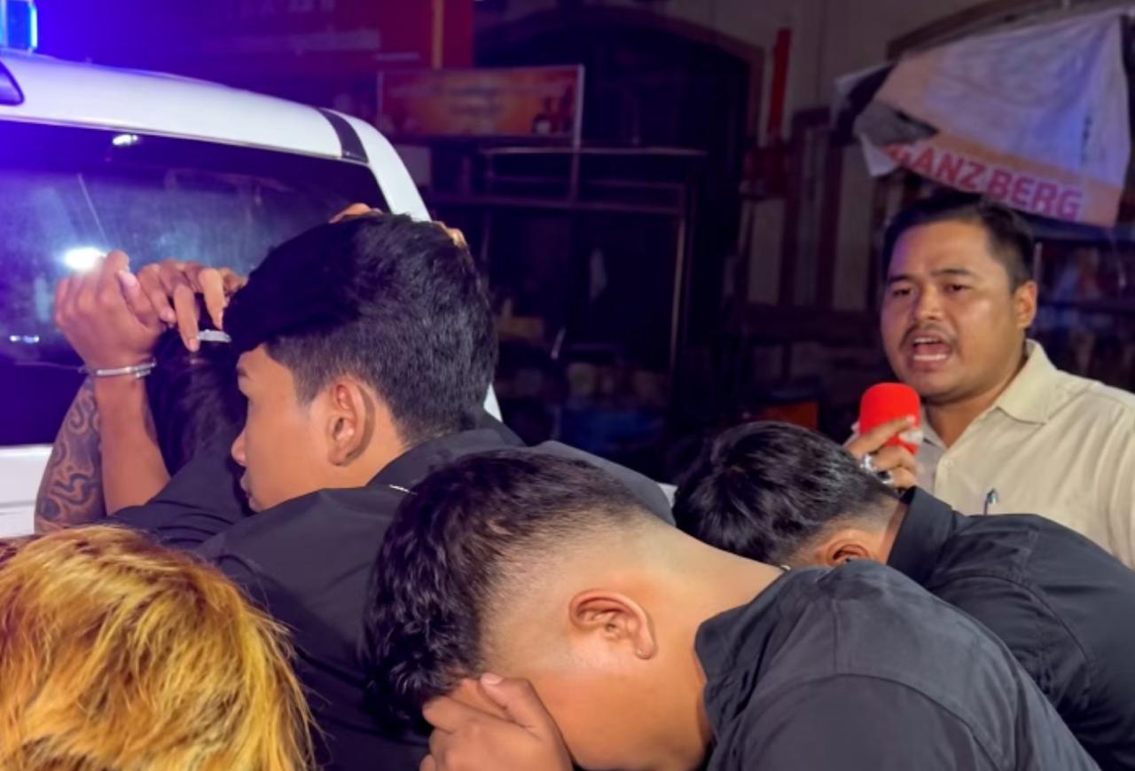 金边菩森芷区破获假警勒索案 抓获十余名嫌犯-manila58.com