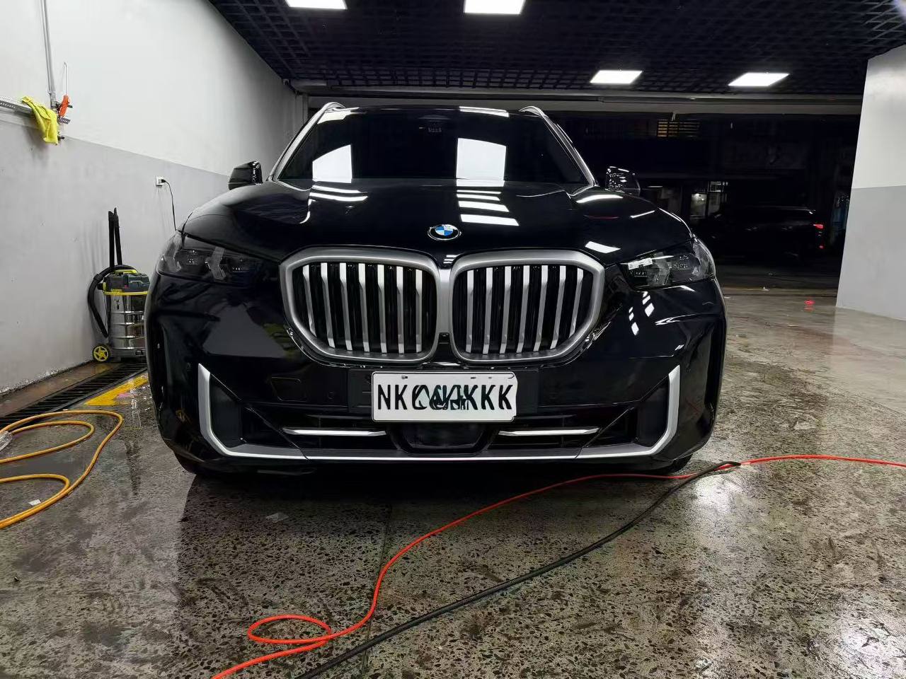 2025年BMW X5，3.0柴油直列6缸，行驶8000公里-manila58.com