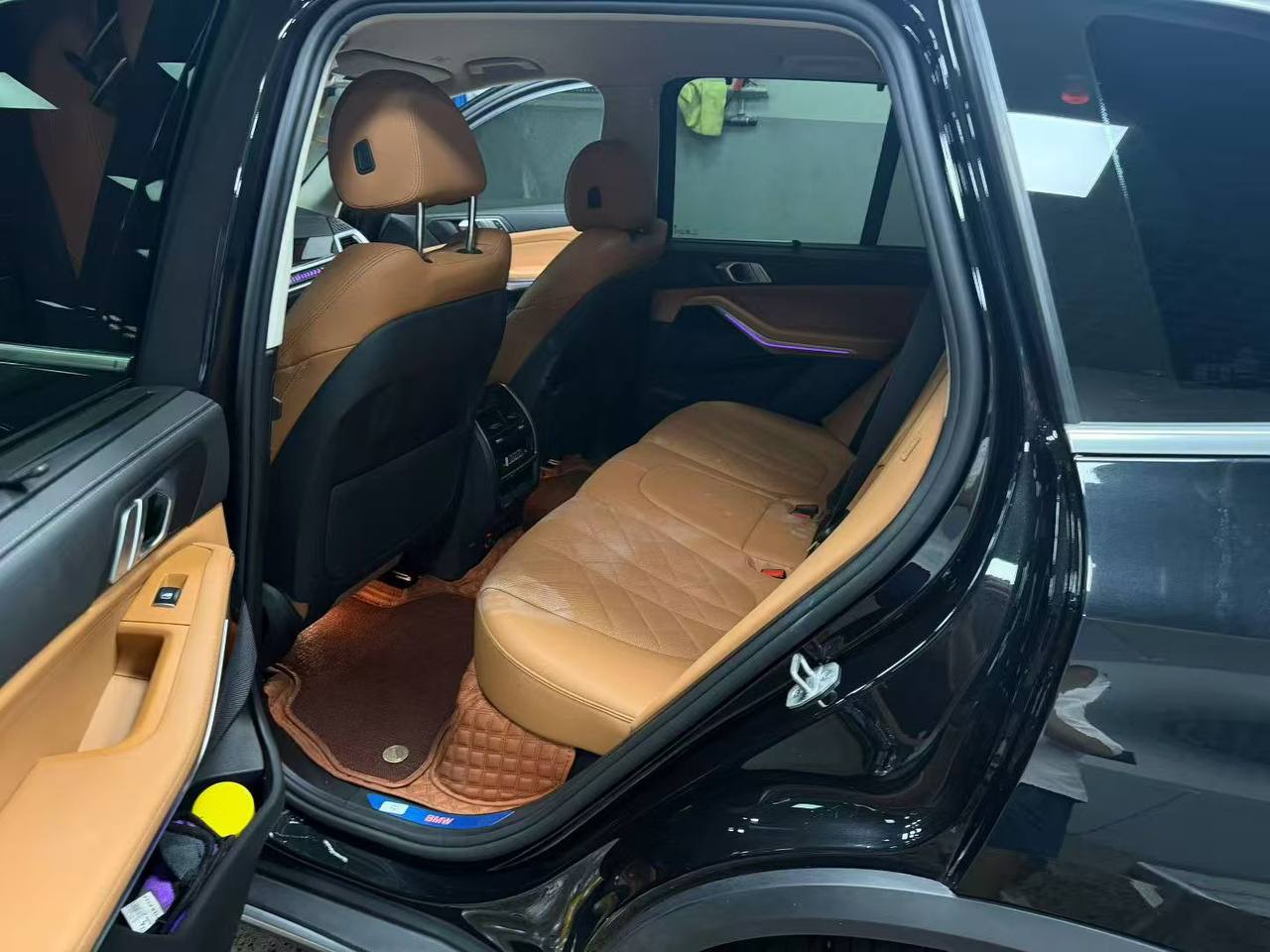 2025年BMW X5，3.0柴油直列6缸，行驶8000公里-manila58.com