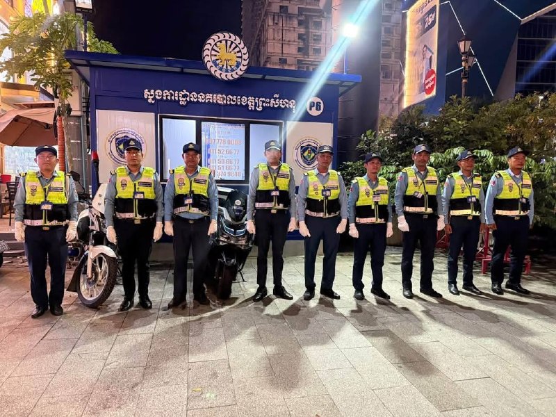#交通信息 今晚奥切迭海滩一路到双狮广场都在进行大规模交通检-manila58.com