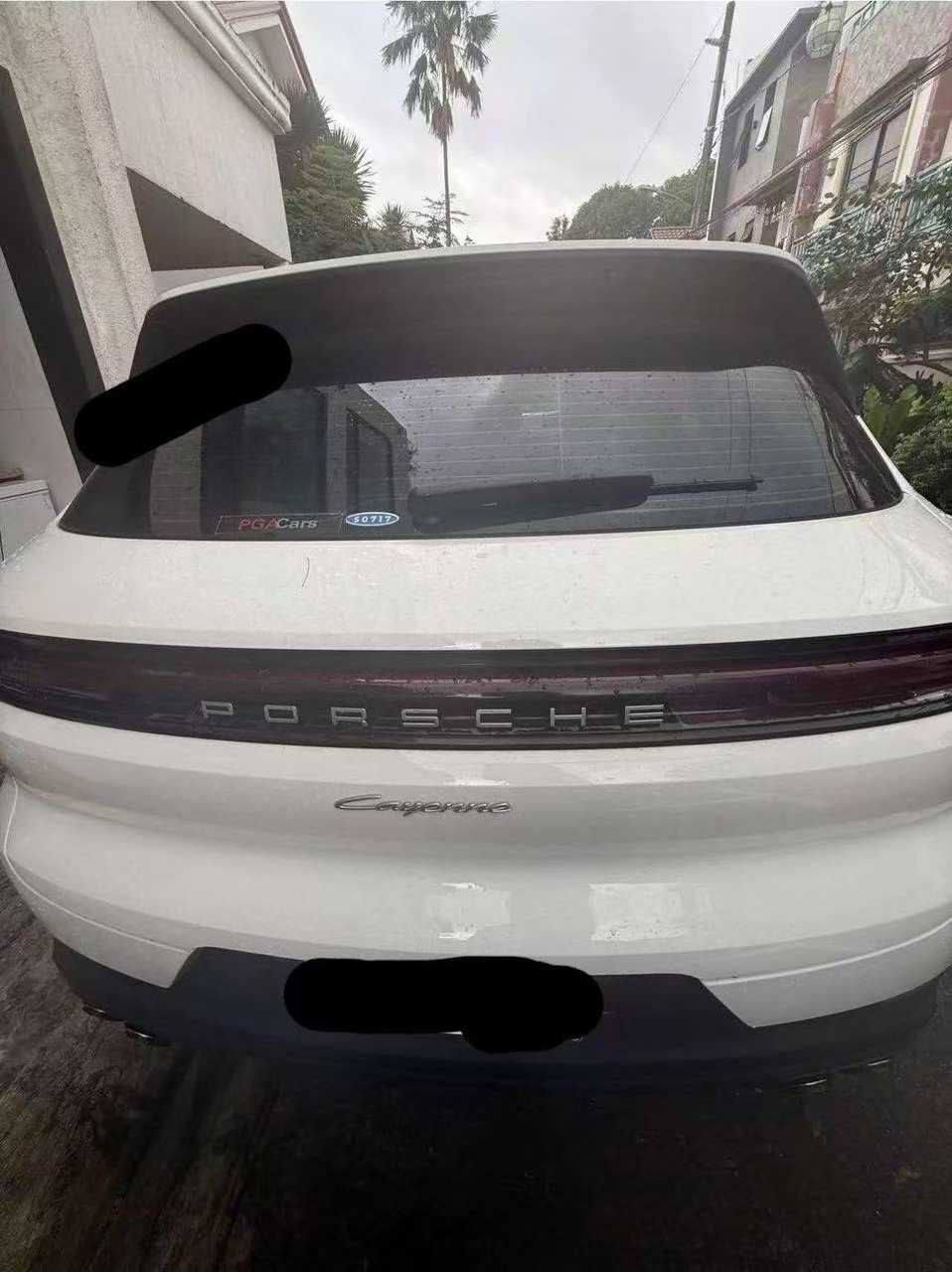 2024款保时捷卡宴🔥准新车况-manila58.com