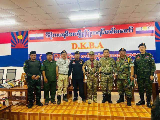 缅甸妙瓦底一号码头诈骗园区400余人拟转移至DKBA控制区。-manila58.com