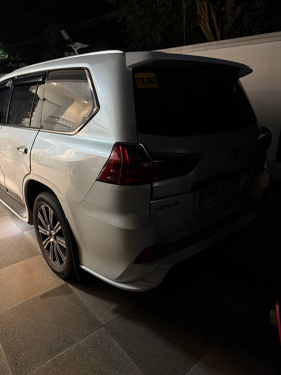 🔥2022款雷克萨斯LX570｜V8大自吸-manila58.com