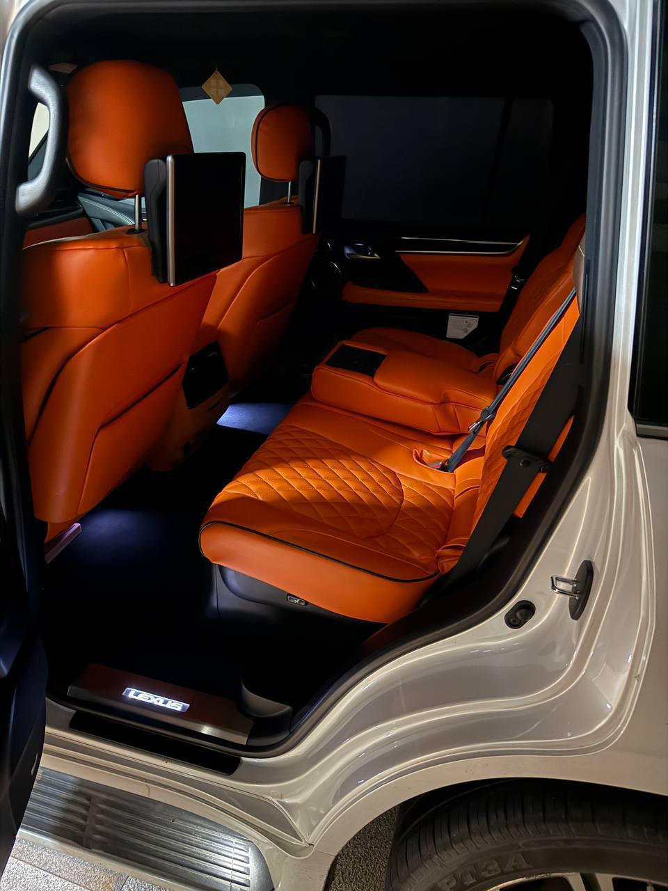 🔥2022款雷克萨斯LX570｜V8大自吸-manila58.com