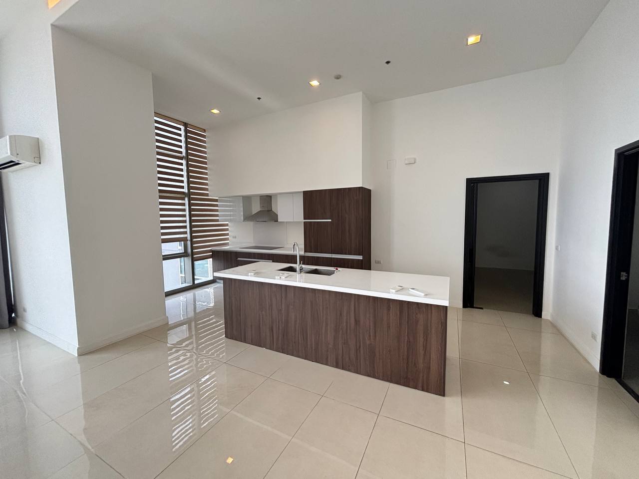 🌎【一手出租/售】BGC West Gallery Pla-manila58.com