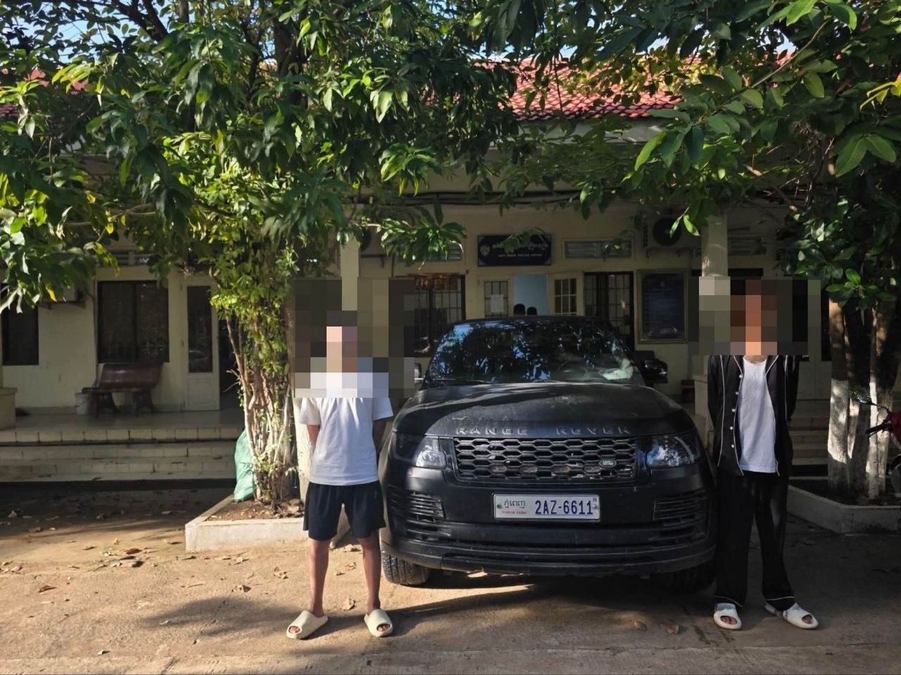 🇱🇦波贝警方抓获3名涉DU中国籍男女，现场查获DU品-manila58.com