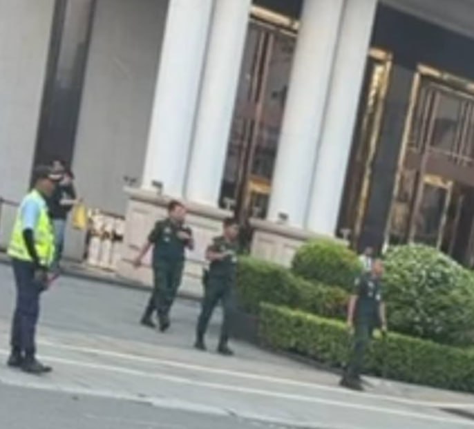 #网友投稿：西港蓝色海湾的警察出来了，应该是检查完了，据说是-manila58.com