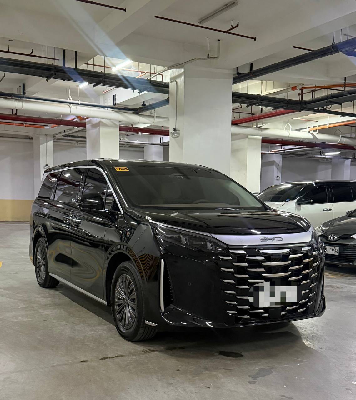 2026 BYD EMAX 9 绿牌油电混动不限号。高端新能-manila58.com