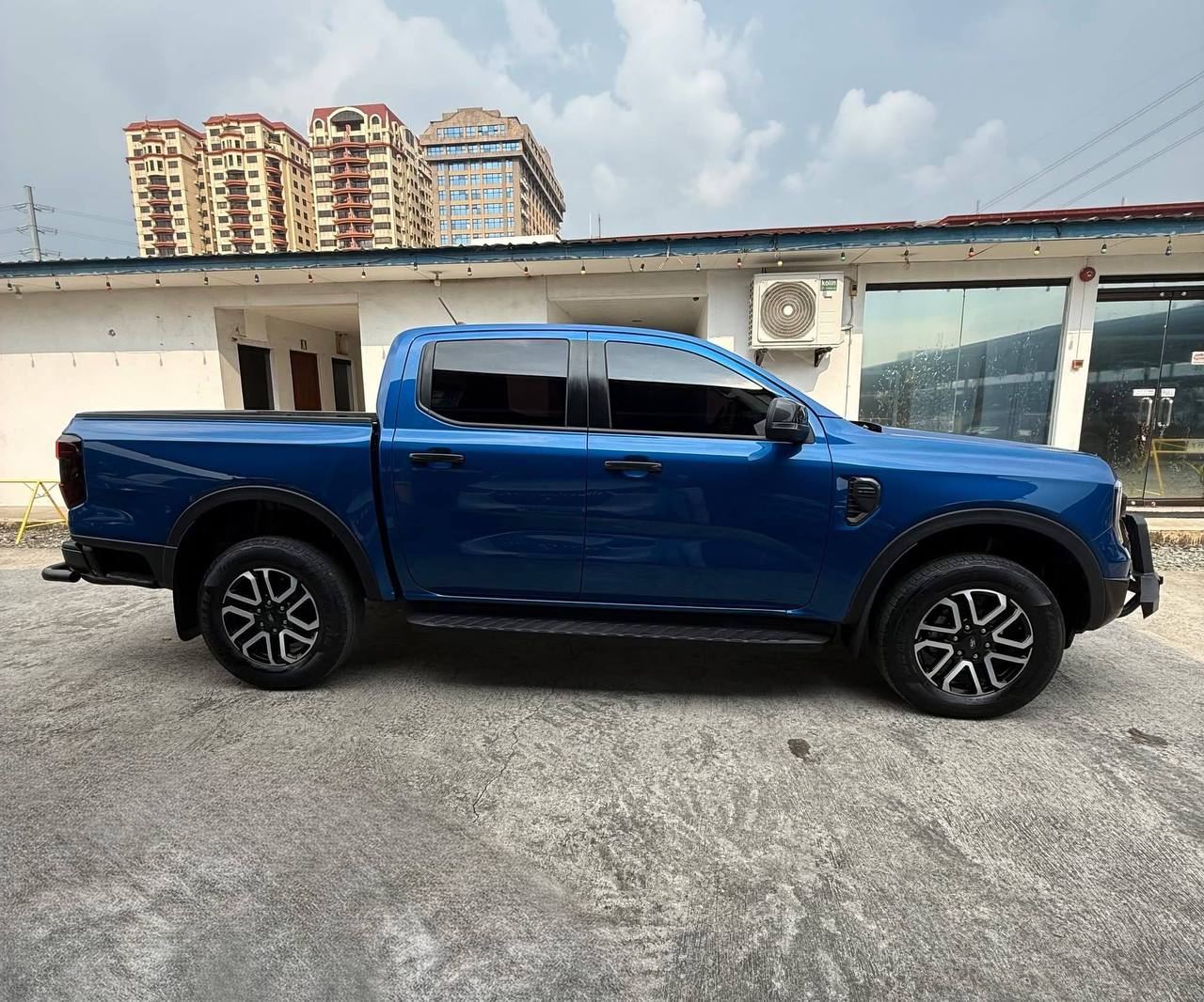 2023年 福特游侠4x4 2.0T柴油发动机-manila58.com