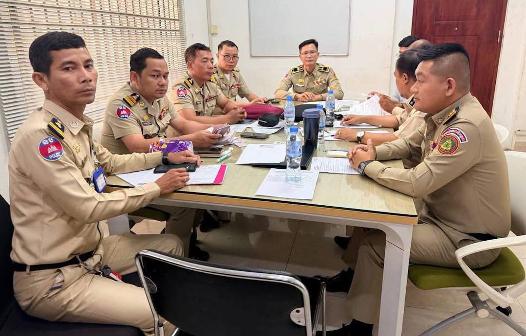 金边7个联合检查组突查23处工作场所，检查165名外籍劳工-manila58.com