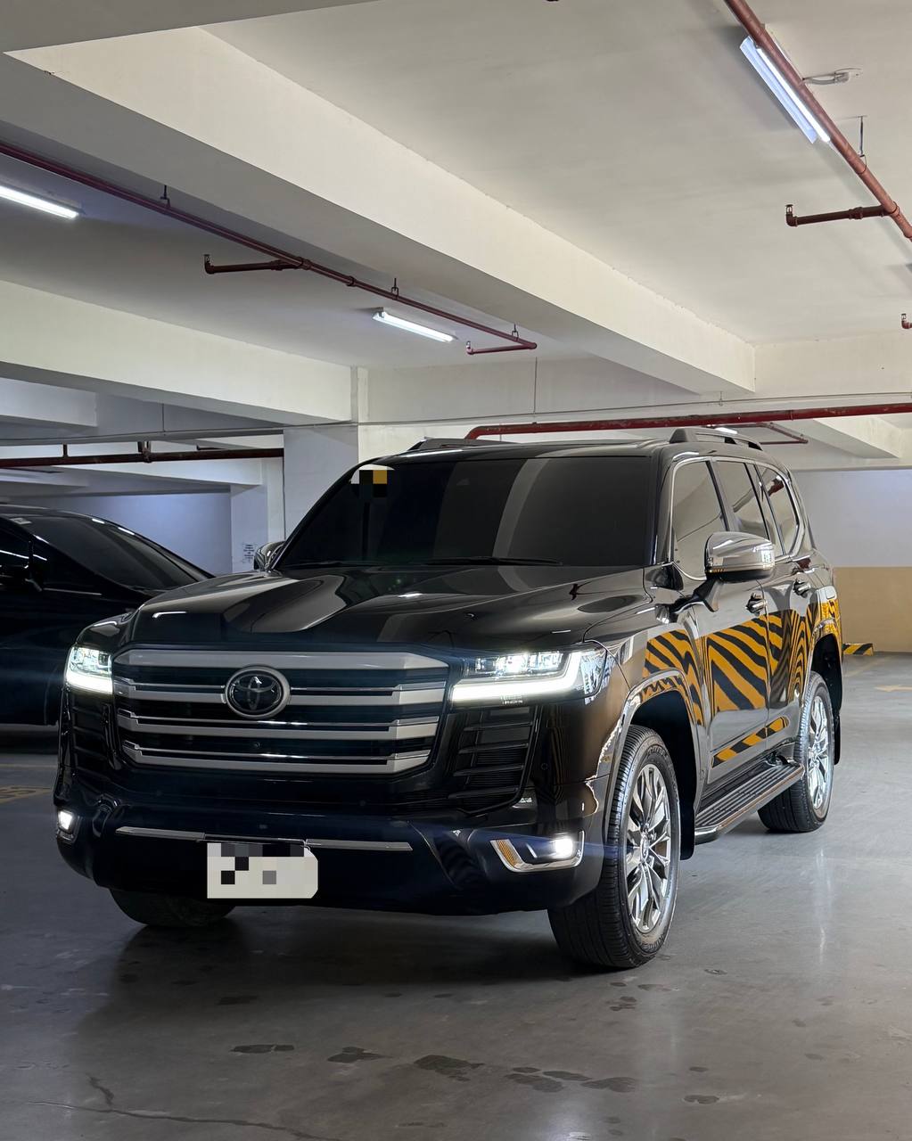 2024 丰田酷路泽陆地巡洋舰LC300 3.3L V6、柴-manila58.com