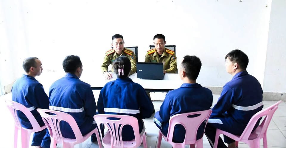 #老挝新闻 警方逮捕5名涉嫌“美人计”敲诈勒索的嫌疑人-manila58.com