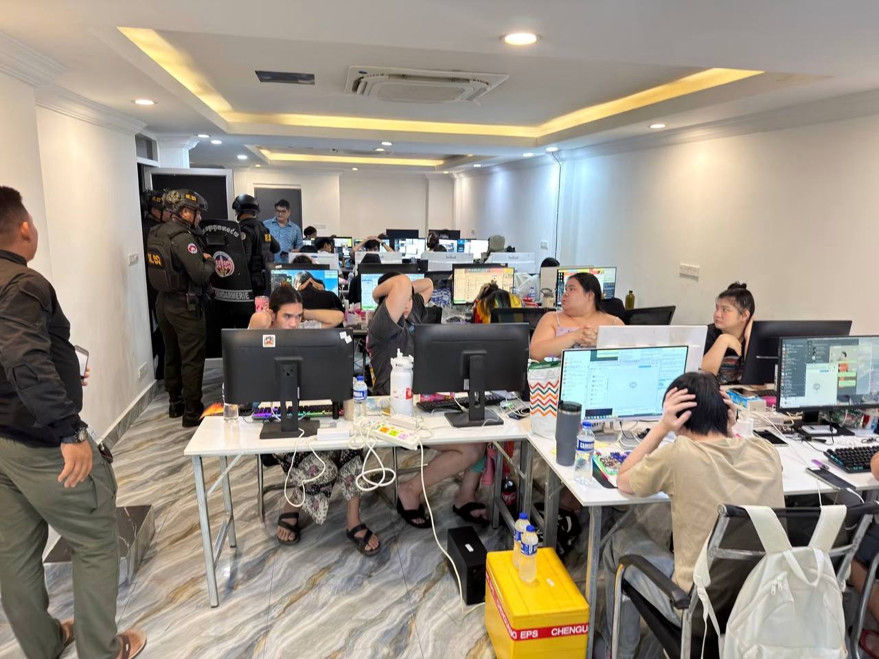 #柬埔寨资讯 波贝警方突查6层酒店，抓获61名涉电诈嫌疑人，-manila58.com