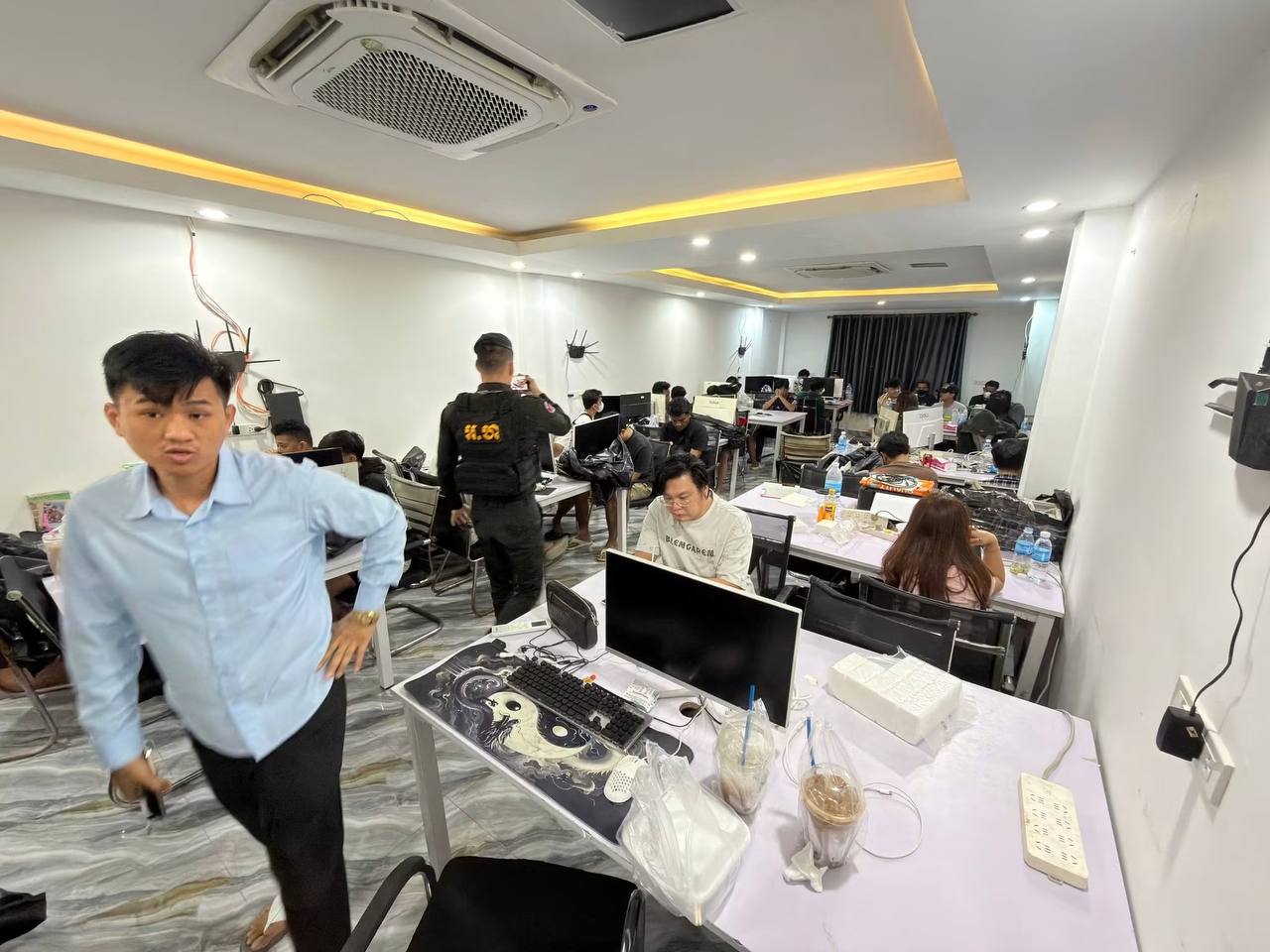 #柬埔寨资讯 波贝警方突查6层酒店，抓获61名涉电诈嫌疑人，-manila58.com