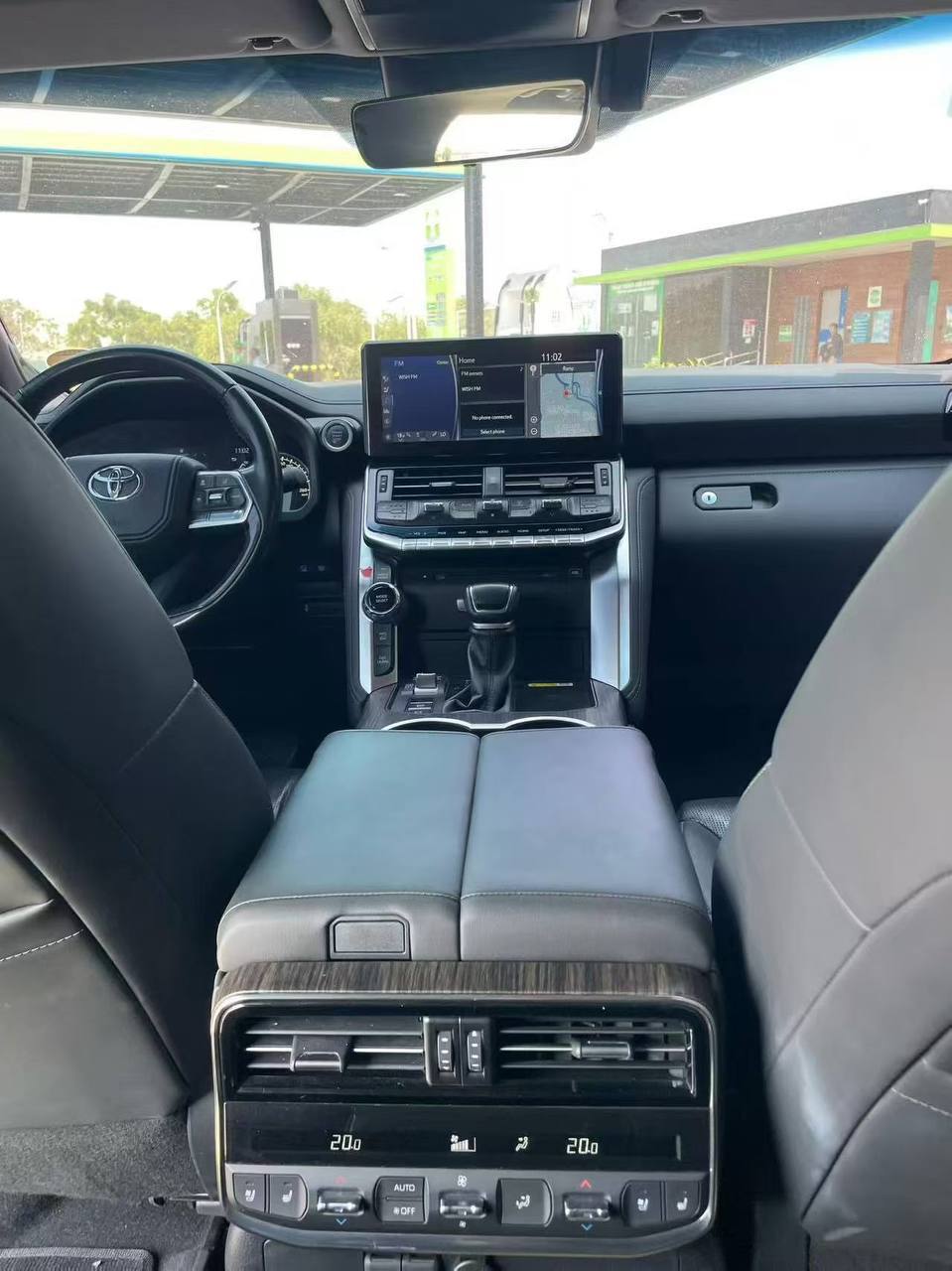 2025年酷路泽LC300，柴油板，3.3排量V6 ZX，行-manila58.com