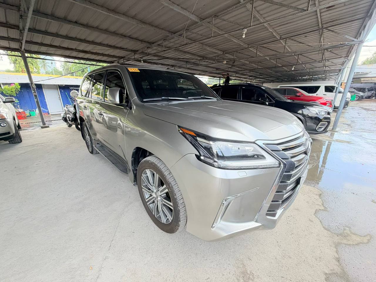 2018年 雷克萨斯570 一手车3w多公里，实表，精品车况-manila58.com