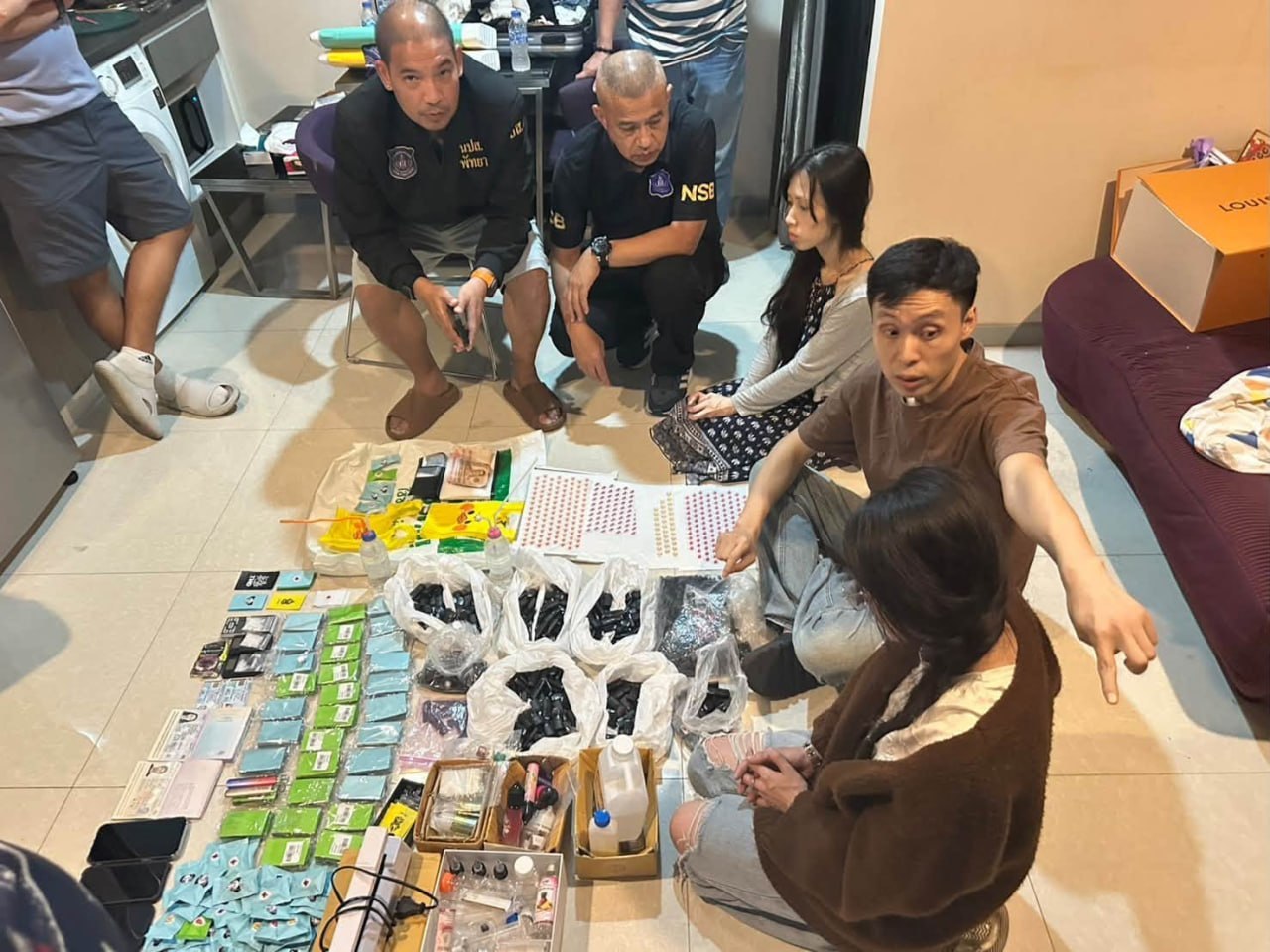 #泰国新闻 团伙被一网打尽！缉毒警察设局诱捕破获“K粉电子烟-manila58.com